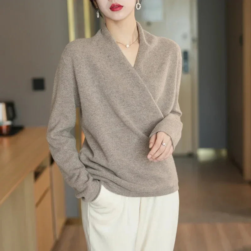Darian | Men’s Premium Wool V-Neck Sweater